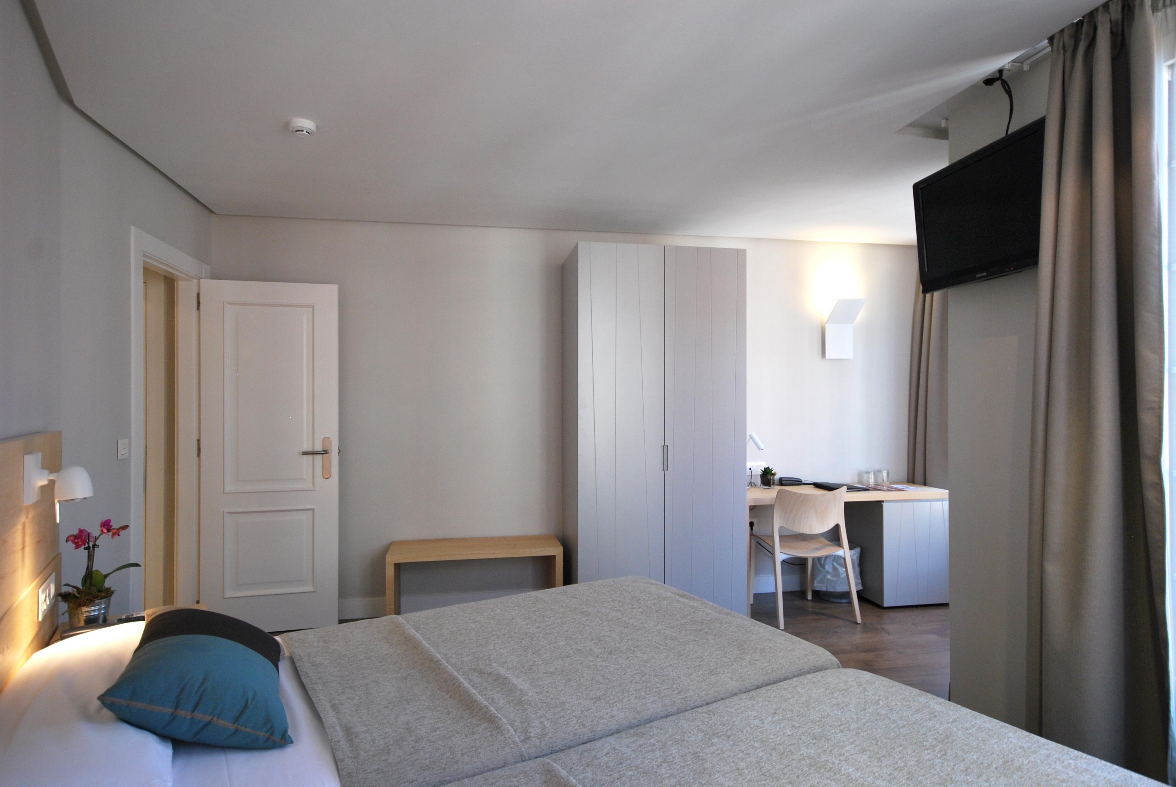 Hotel Avenida Pampeluna Zewnętrze zdjęcie
