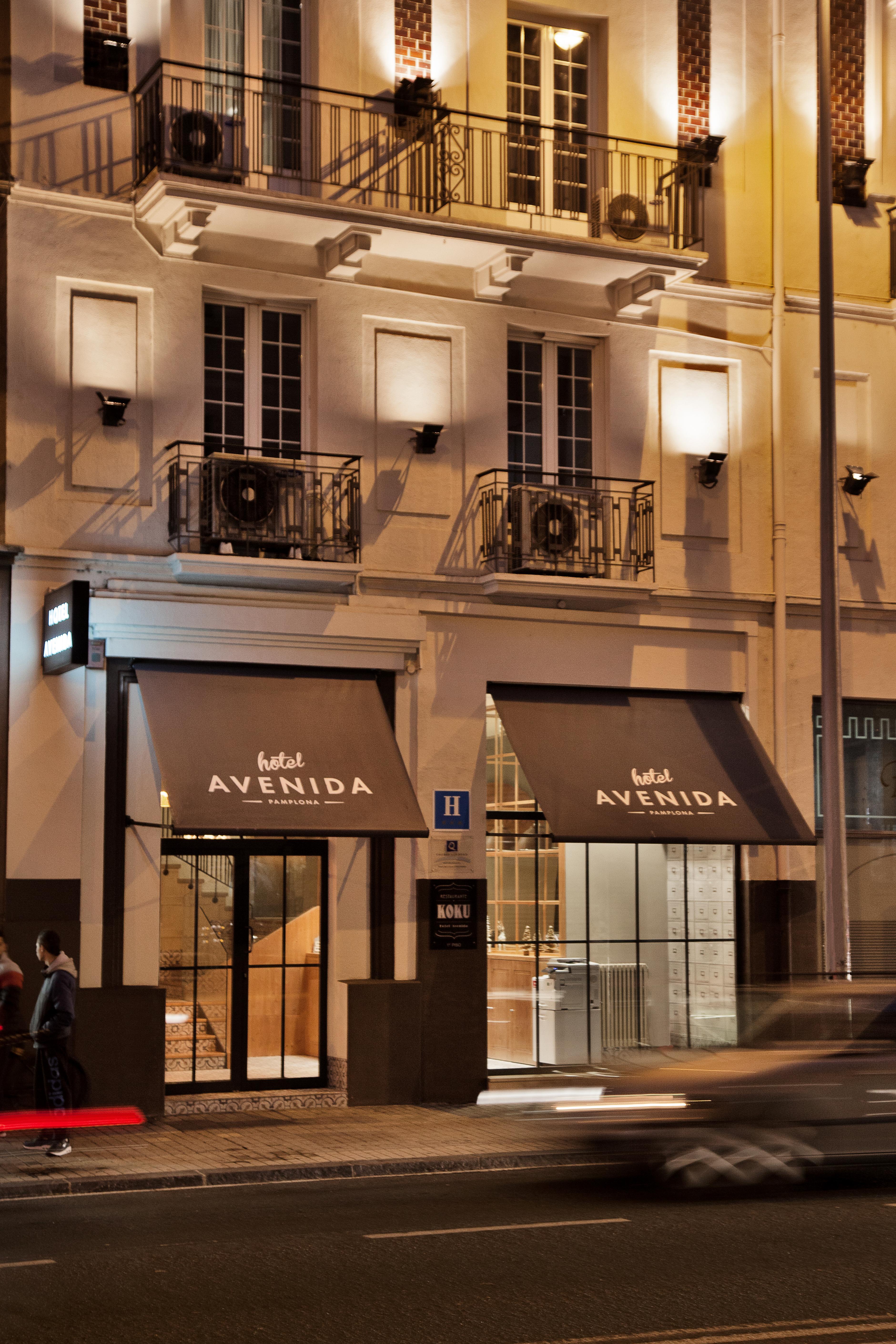 Hotel Avenida Pampeluna Zewnętrze zdjęcie