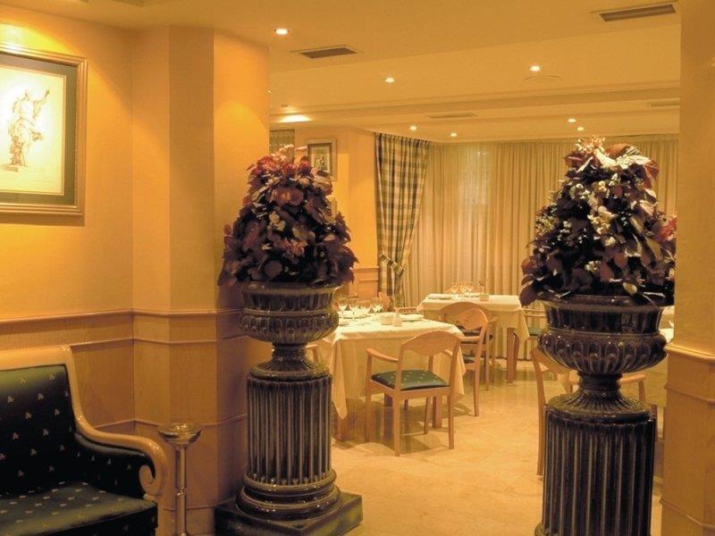 Hotel Avenida Pampeluna Wnętrze zdjęcie
