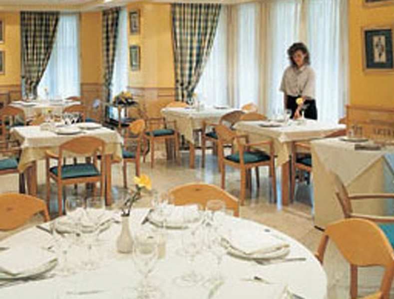 Hotel Avenida Pampeluna Zewnętrze zdjęcie